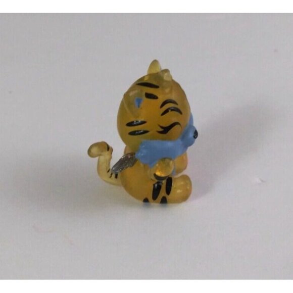 Spin Master Hatchimals Colleggtible Season 4 Hatch Bright Jungle Yellow Tigrette - Picture 2 of 6